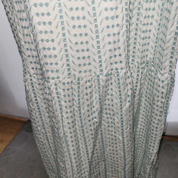 Jessica Simpson Maxi Sundress Eyelet Lace Ruffled Strap sz SMALL boho - Picture 5 of 6